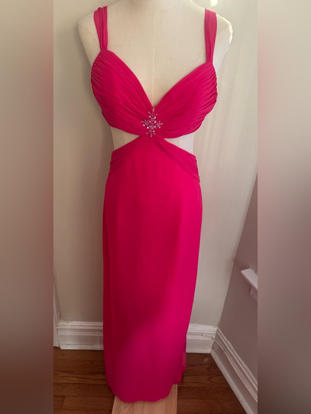 GORGEOUS Vintage Y2K  Fuchsia Cutout Prom Dress with Crystal Detail